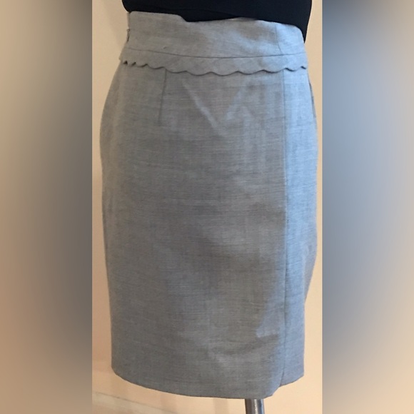 J Crew Gray Wool Scallop Waist Skirt Zipper In The Back  Sz 12 - Picture 3 of 8